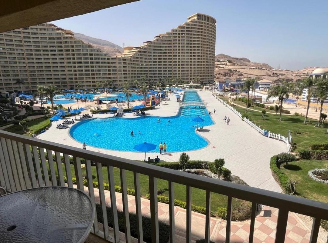 Porto Elsokhna Pyramids Chaleh Hotel Ain Sukhna Exterior foto